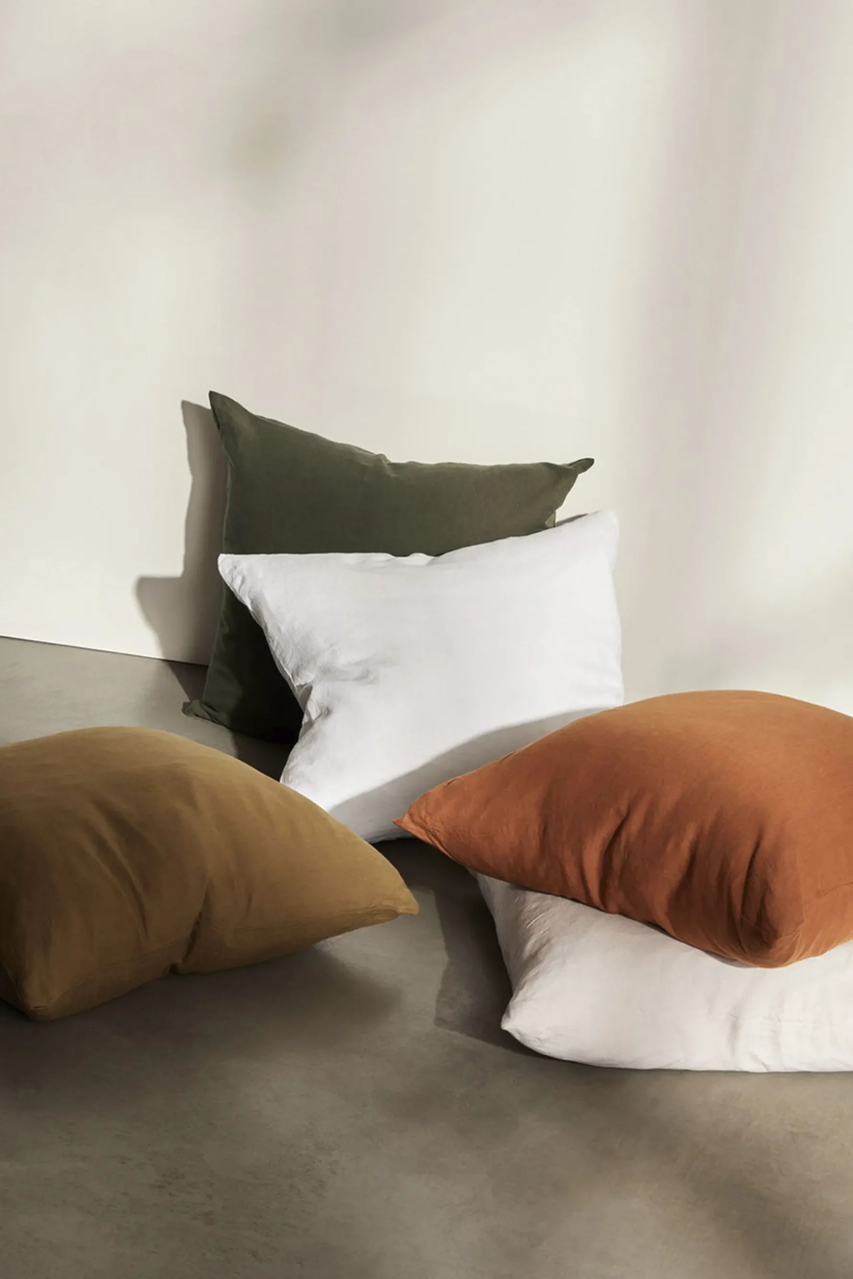 Hanna Hygge Euro Cover