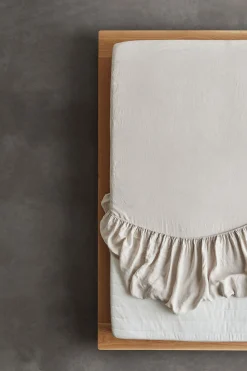 Hanna Hygge                        Fitted Sheet