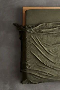 Hanna Hygge                        Flat Sheet