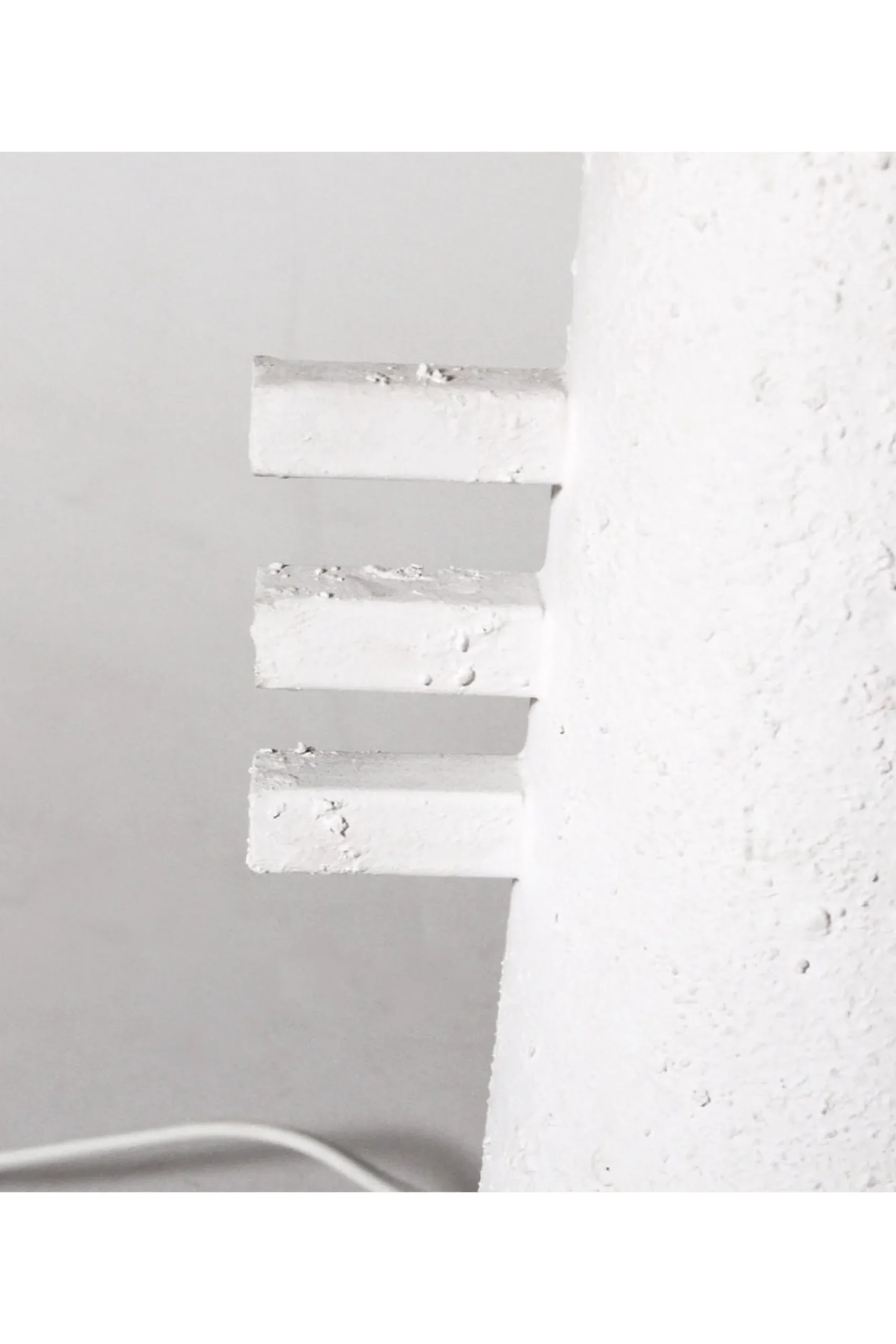 Husk Artemis Lamp - White