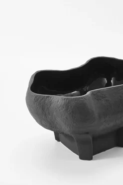 Husk Conch Bowl - Ebony