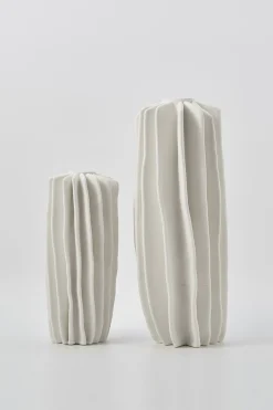 Husk Coral Vase - Ivory