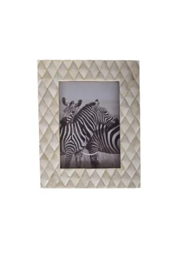 Husk Diamond Frame - White