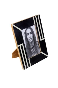 Husk Ekon Frame - Black & White