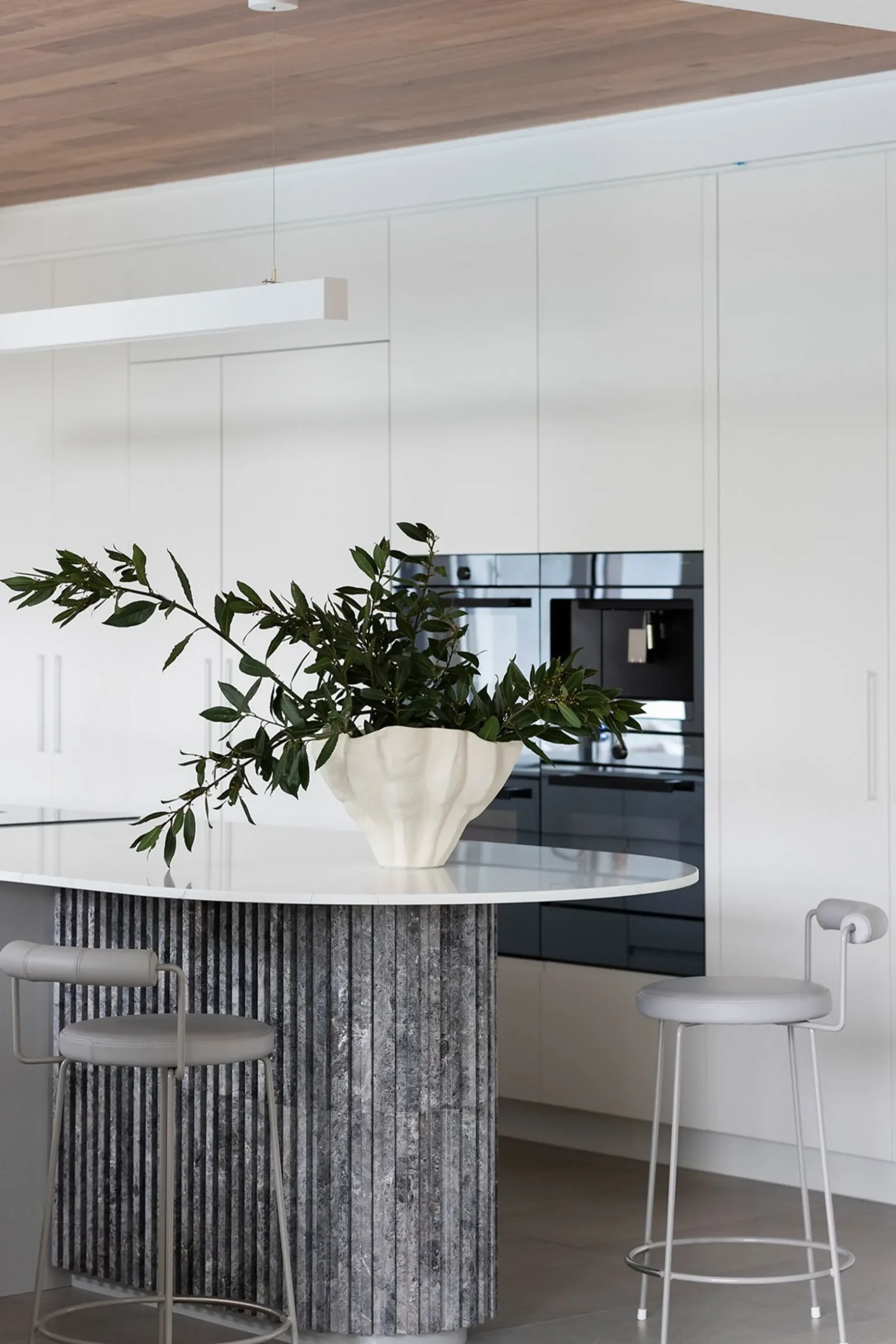 Husk Flute Bowl - Ivory