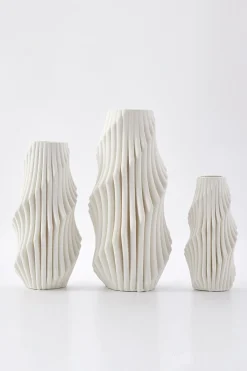 Husk Plume Vase - Ivory