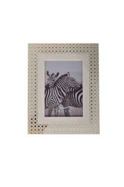 Husk Resin Frame - Ivory