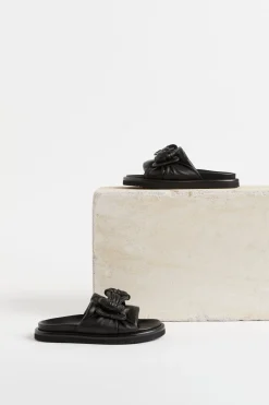 Husk SOPHIA SLIDE - Black