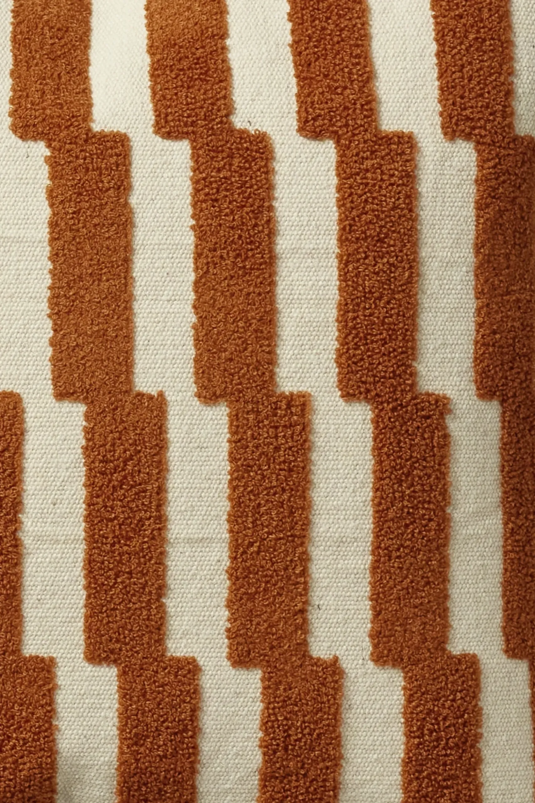 Husk Theodore Cushio - 1 Colour