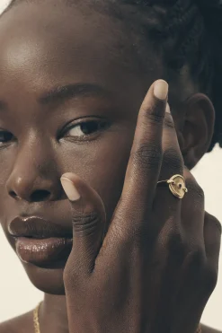 Temple Of The Sun Athena Ring - Gold