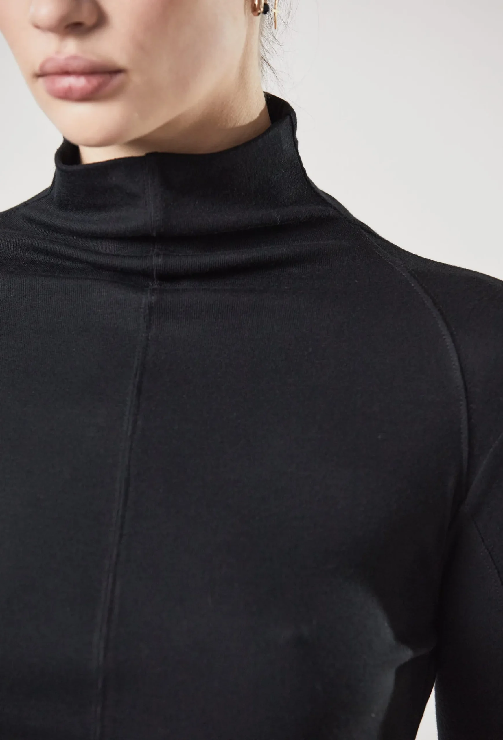 Thom Krom Rollneck Top - Black
